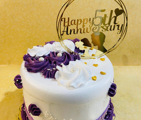 Buy 2nd Anniversary Cake with Tiny Hearts | FaridabadCake